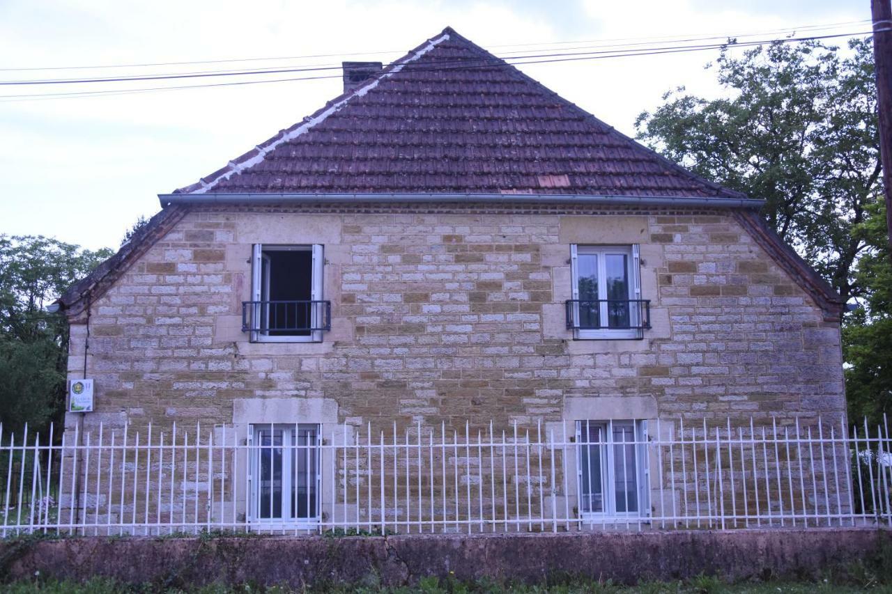 Le Gite De Marinette Villers-Robert Luaran gambar